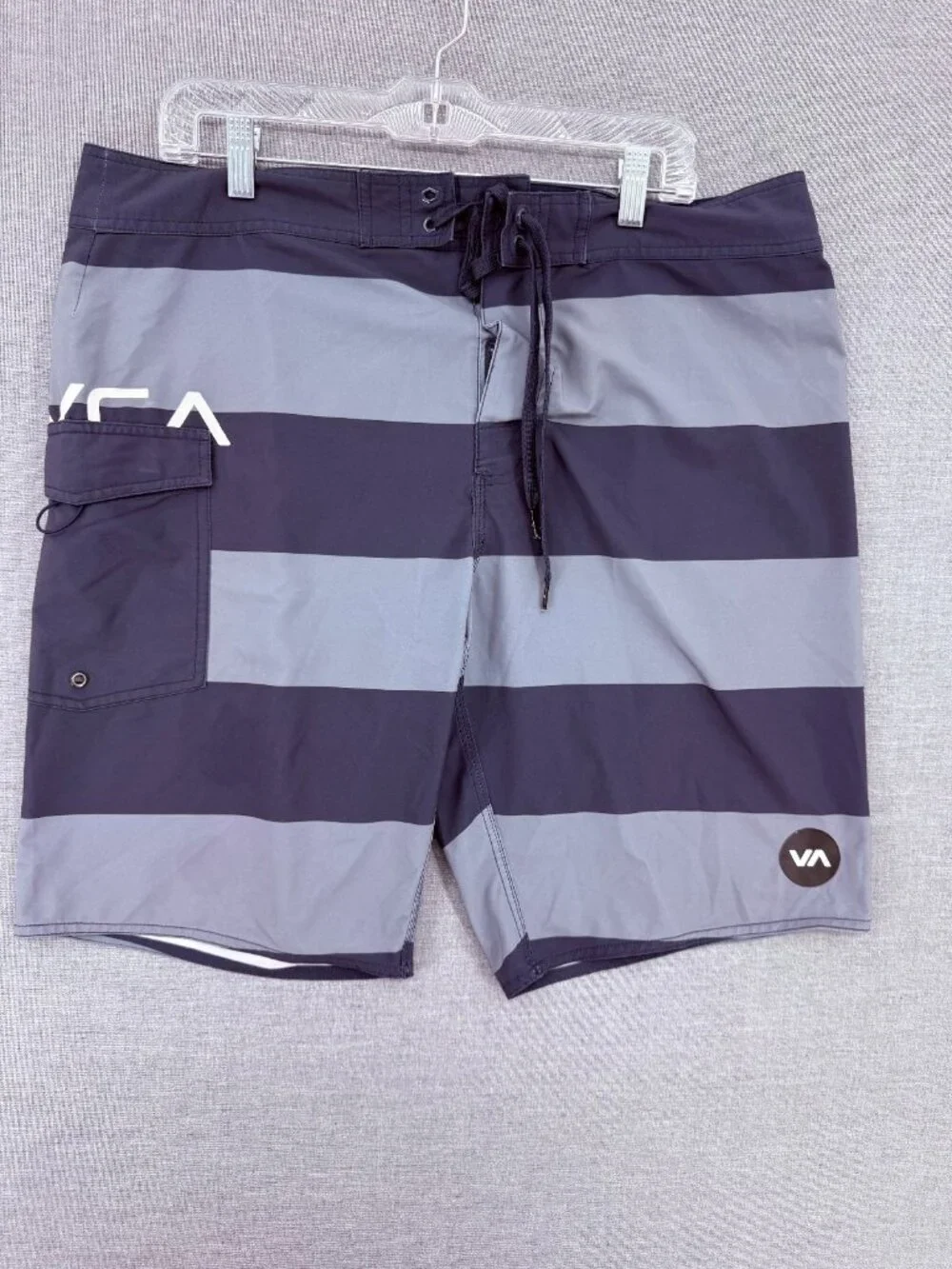 RVCA Board Shorts Mens 36 10